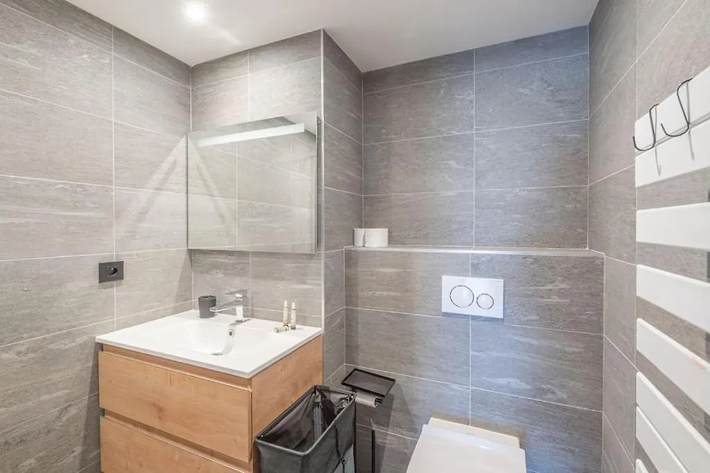 Appartement Alpe Forever - 3 Chambres 5 Etoiles Pour 6 A 8 Skis Aux Pieds Alpe d'Huez Frankrijk