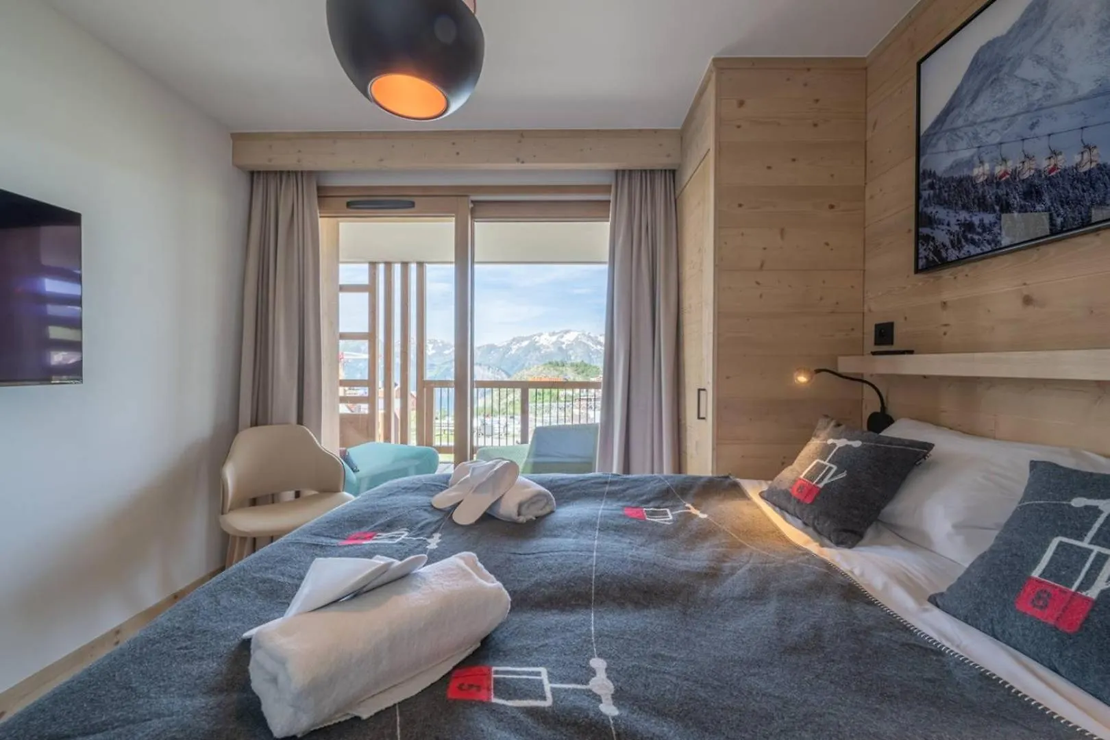 Appartement Alpe Forever - 3 Chambres 5 Etoiles Pour 6 A 8 Skis Aux Pieds Alpe d'Huez